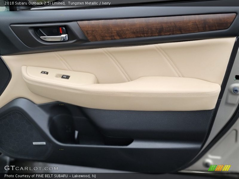 Tungsten Metallic / Ivory 2018 Subaru Outback 2.5i Limited