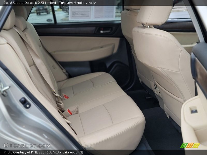 Tungsten Metallic / Ivory 2018 Subaru Outback 2.5i Limited