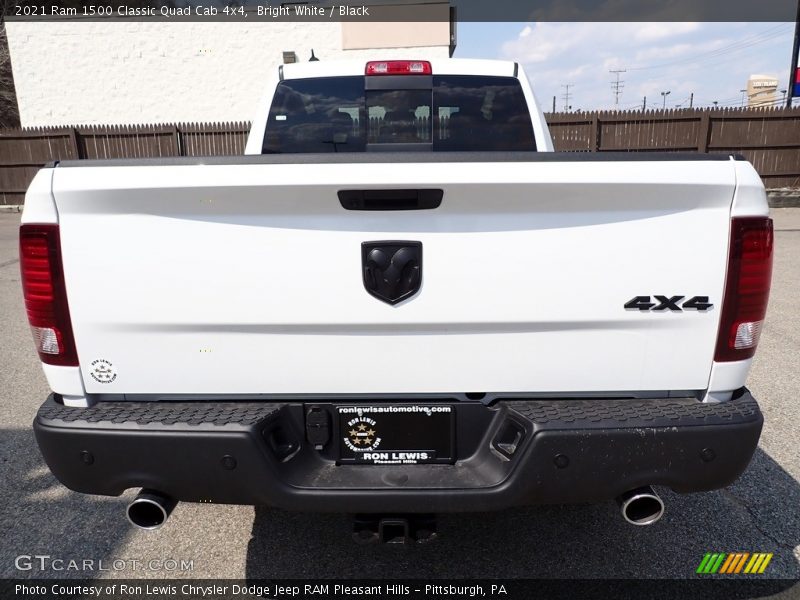 Bright White / Black 2021 Ram 1500 Classic Quad Cab 4x4