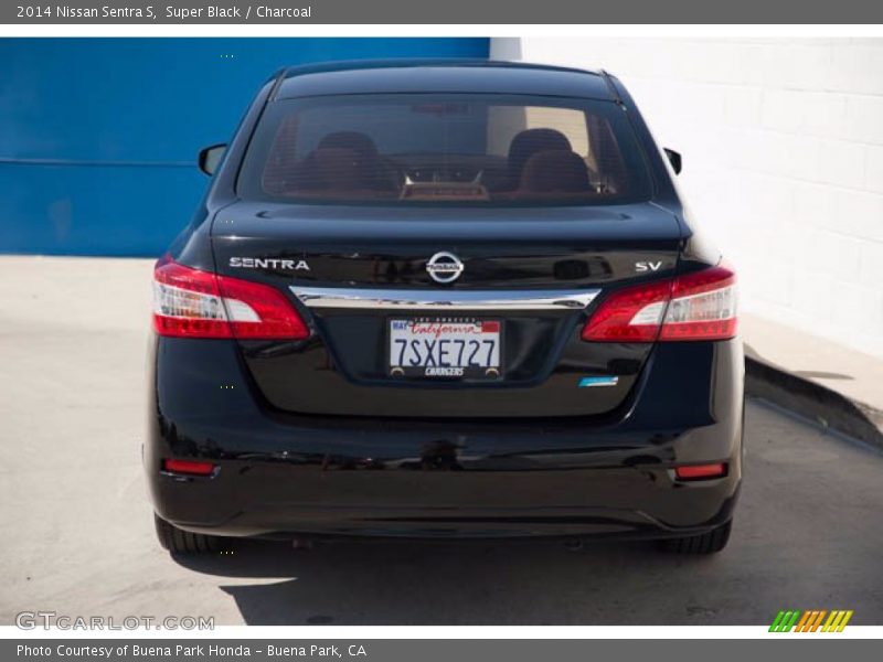 Super Black / Charcoal 2014 Nissan Sentra S