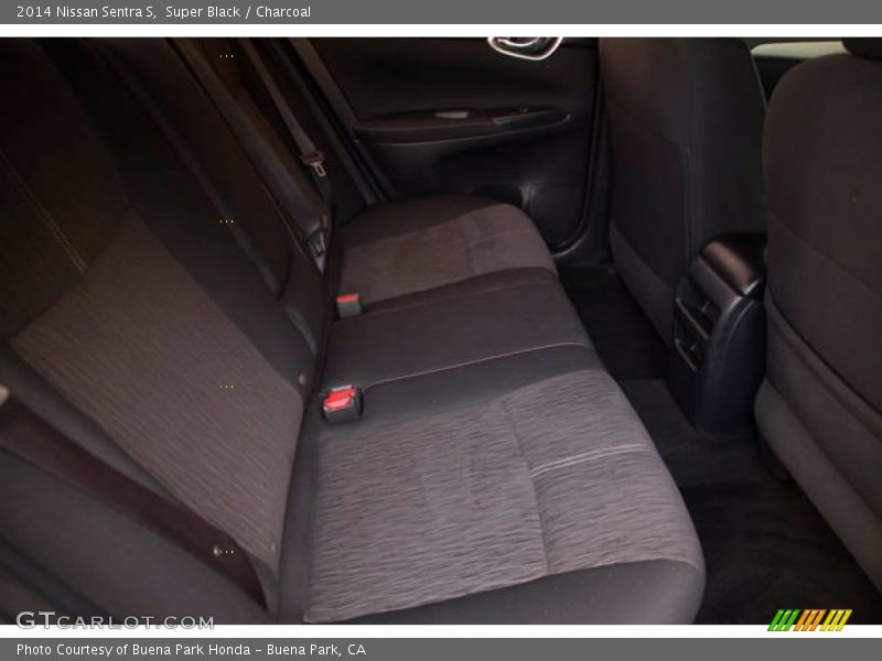 Super Black / Charcoal 2014 Nissan Sentra S