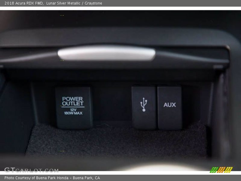 Lunar Silver Metallic / Graystone 2018 Acura RDX FWD