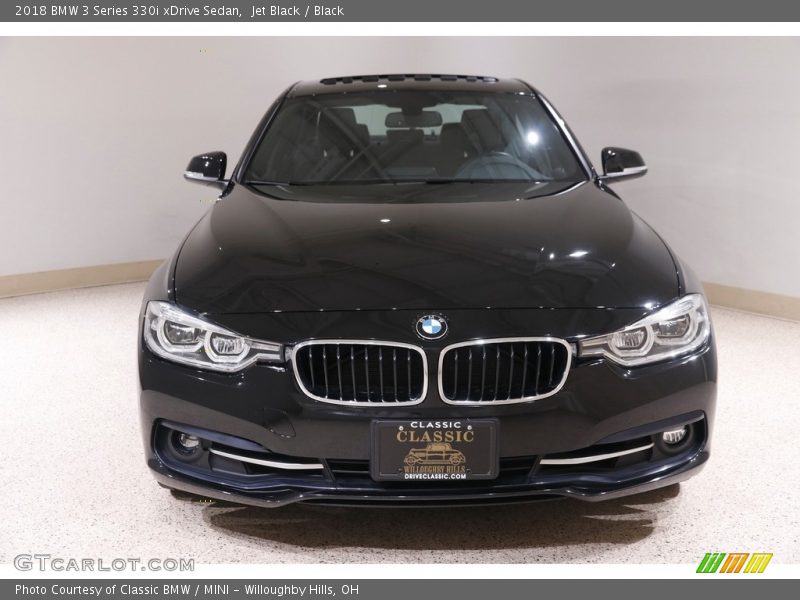 Jet Black / Black 2018 BMW 3 Series 330i xDrive Sedan