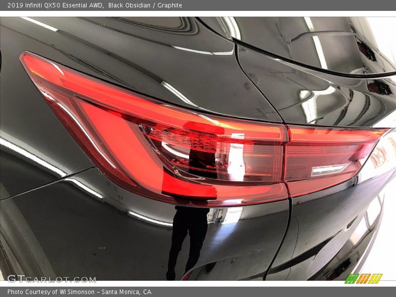 Black Obsidian / Graphite 2019 Infiniti QX50 Essential AWD