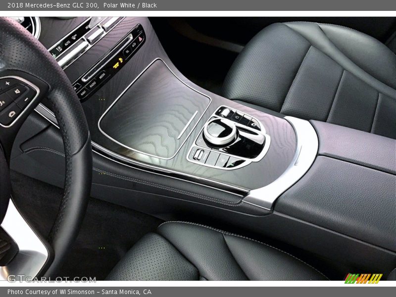Polar White / Black 2018 Mercedes-Benz GLC 300