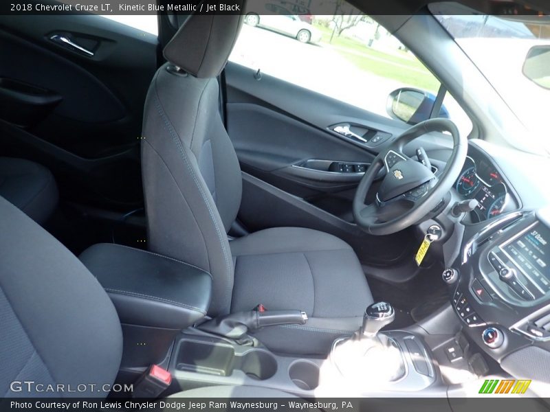 Front Seat of 2018 Cruze LT