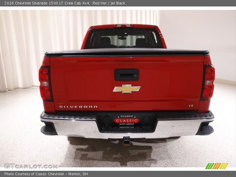 Red Hot / Jet Black 2016 Chevrolet Silverado 1500 LT Crew Cab 4x4