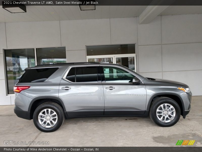 Satin Steel Metallic / Jet Black 2021 Chevrolet Traverse LT AWD