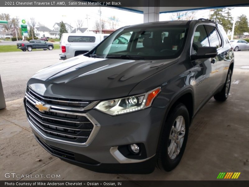 Satin Steel Metallic / Jet Black 2021 Chevrolet Traverse LT AWD