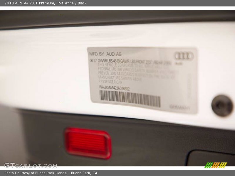 Ibis White / Black 2018 Audi A4 2.0T Premium