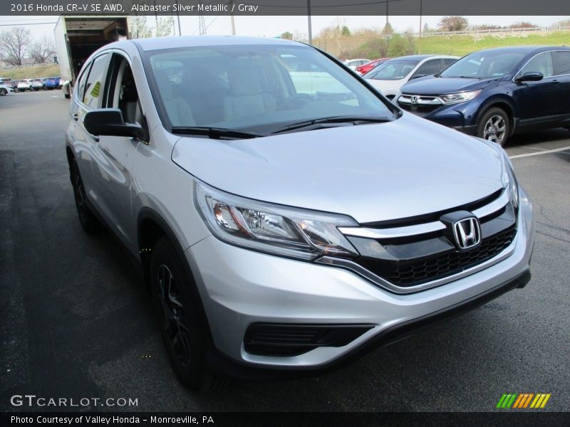 Alabaster Silver Metallic / Gray 2016 Honda CR-V SE AWD