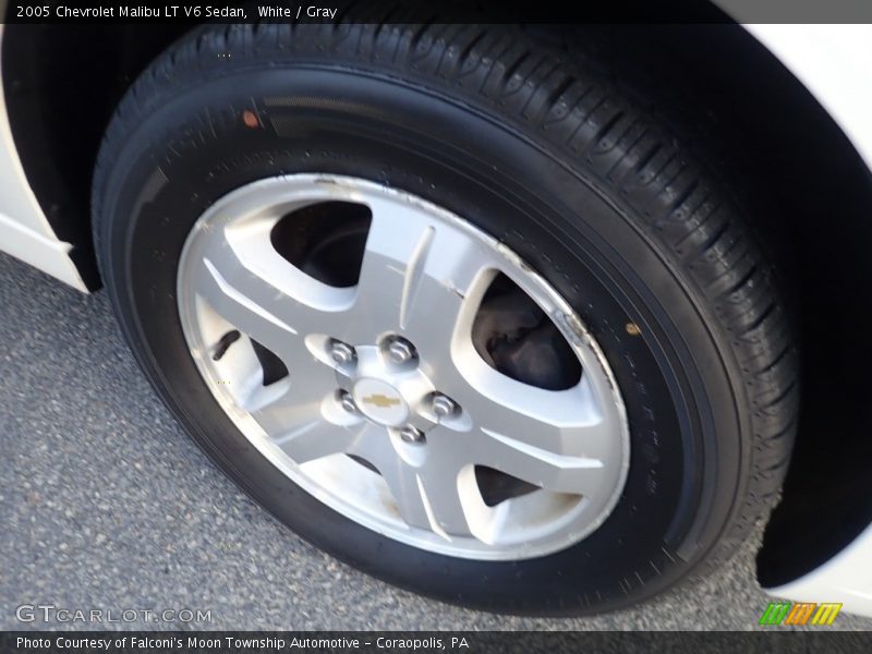 White / Gray 2005 Chevrolet Malibu LT V6 Sedan