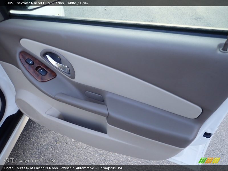 White / Gray 2005 Chevrolet Malibu LT V6 Sedan