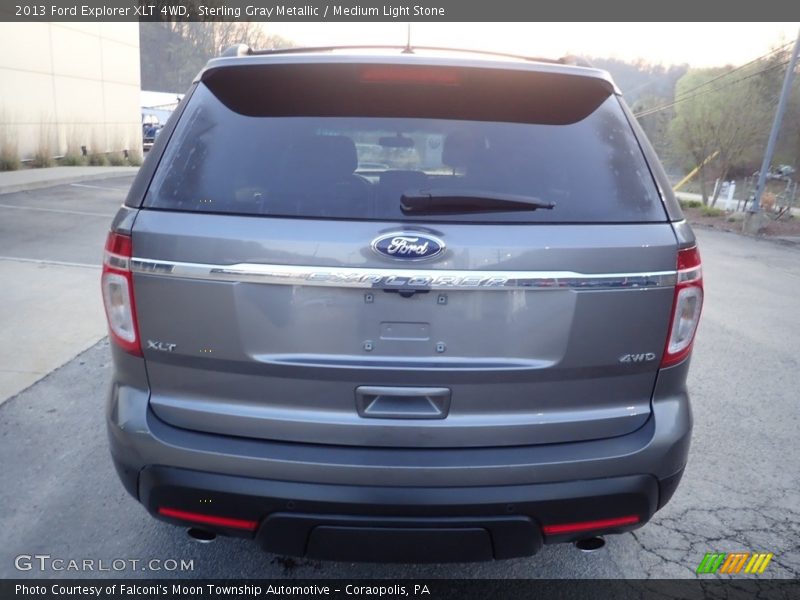 Sterling Gray Metallic / Medium Light Stone 2013 Ford Explorer XLT 4WD