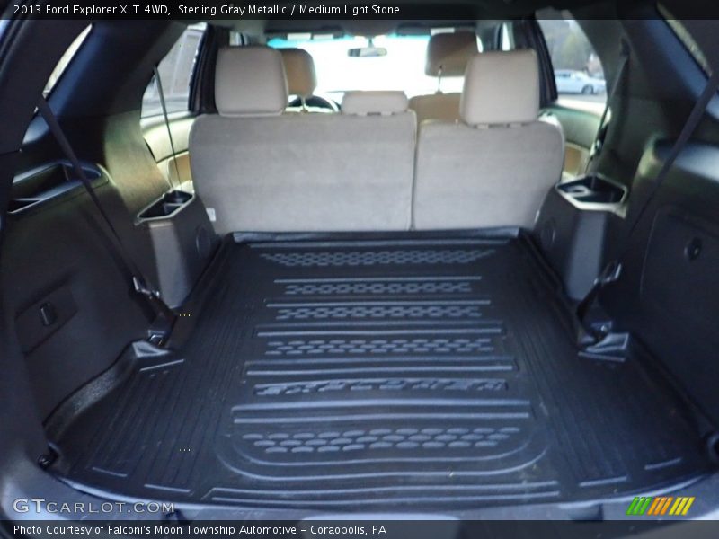 Sterling Gray Metallic / Medium Light Stone 2013 Ford Explorer XLT 4WD