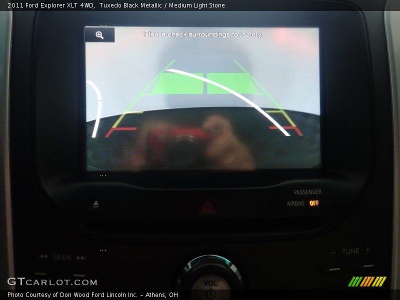 Tuxedo Black Metallic / Medium Light Stone 2011 Ford Explorer XLT 4WD