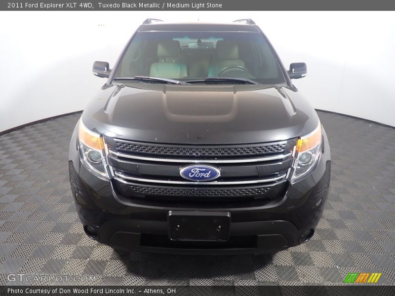 Tuxedo Black Metallic / Medium Light Stone 2011 Ford Explorer XLT 4WD