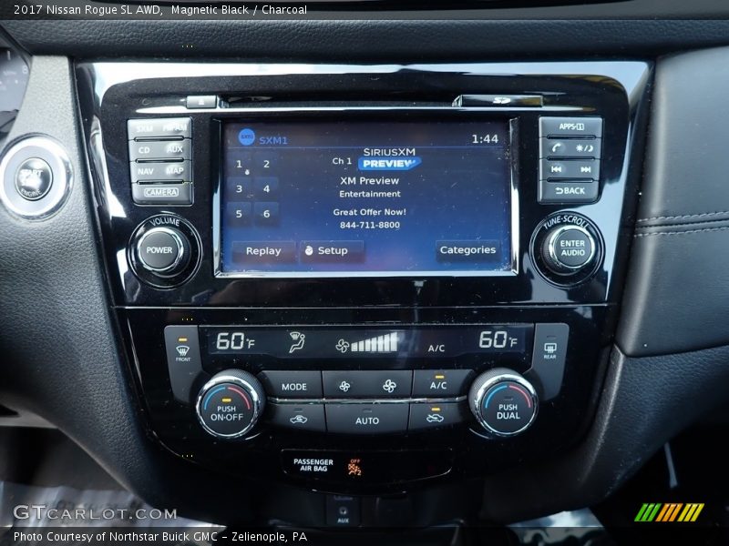 Magnetic Black / Charcoal 2017 Nissan Rogue SL AWD