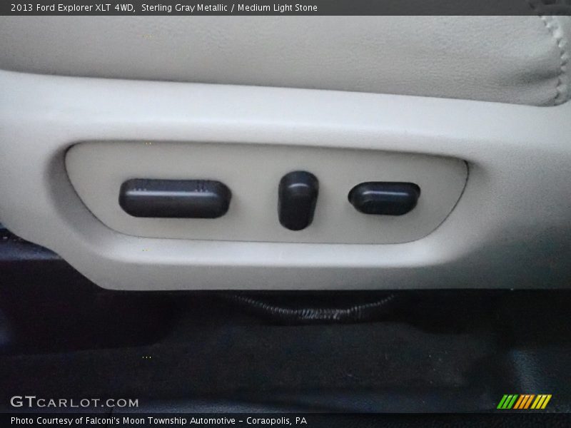 Sterling Gray Metallic / Medium Light Stone 2013 Ford Explorer XLT 4WD