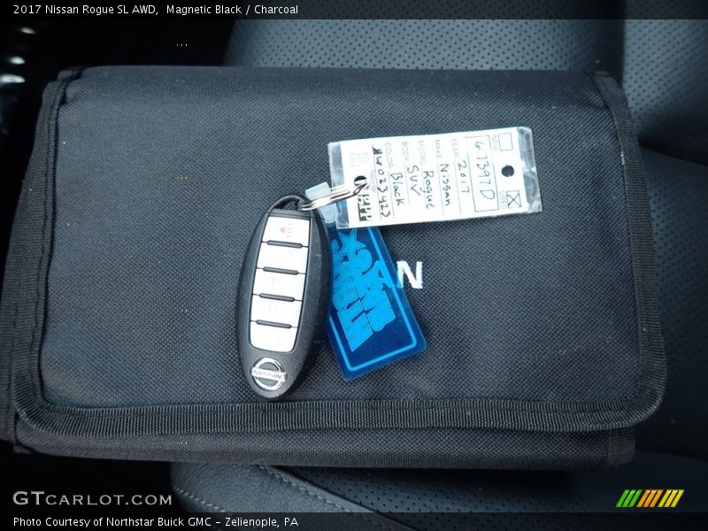 Magnetic Black / Charcoal 2017 Nissan Rogue SL AWD