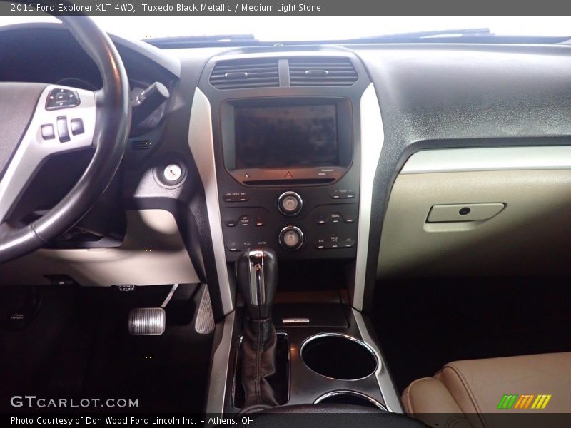 Tuxedo Black Metallic / Medium Light Stone 2011 Ford Explorer XLT 4WD
