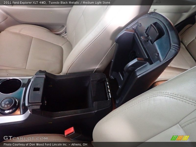 Tuxedo Black Metallic / Medium Light Stone 2011 Ford Explorer XLT 4WD