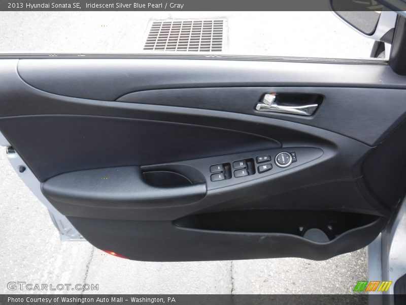 Iridescent Silver Blue Pearl / Gray 2013 Hyundai Sonata SE