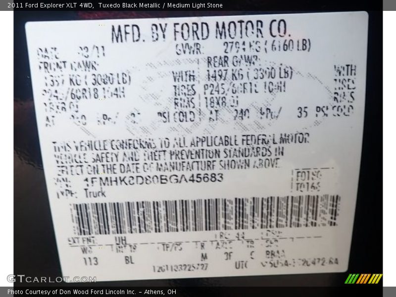 Tuxedo Black Metallic / Medium Light Stone 2011 Ford Explorer XLT 4WD