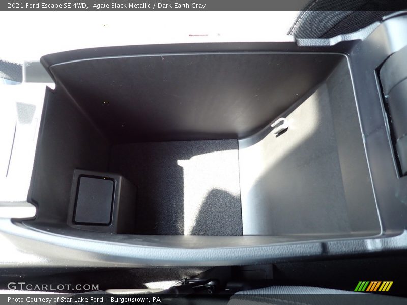 Agate Black Metallic / Dark Earth Gray 2021 Ford Escape SE 4WD
