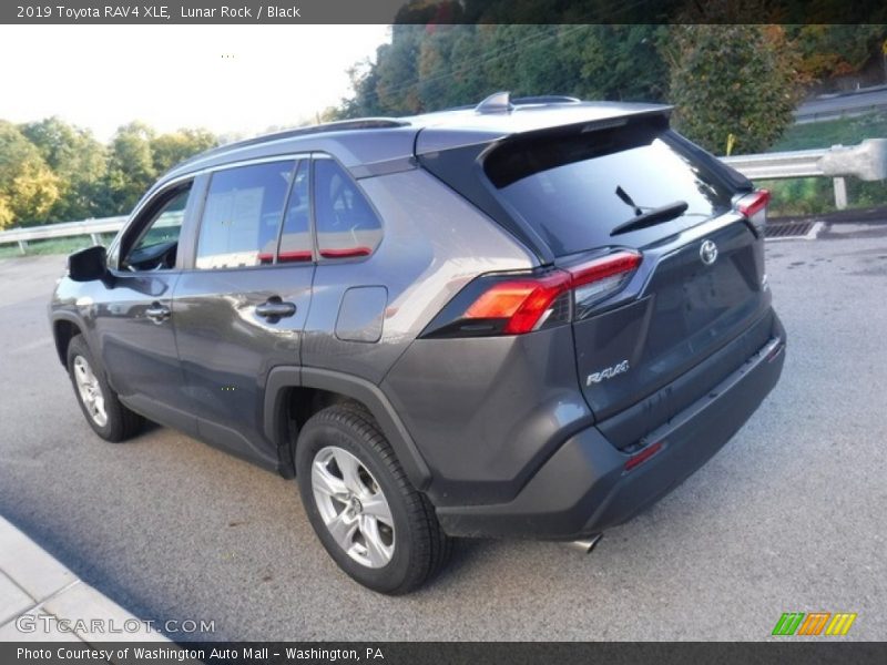 Lunar Rock / Black 2019 Toyota RAV4 XLE
