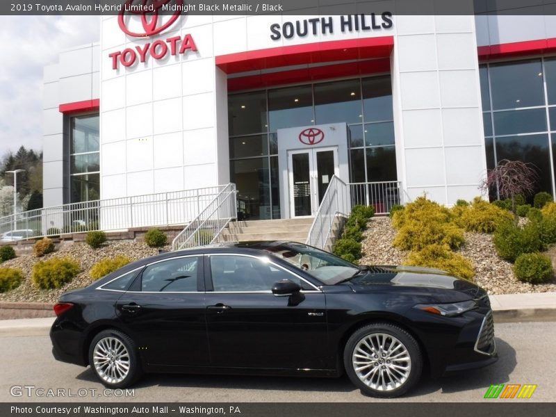 Midnight Black Metallic / Black 2019 Toyota Avalon Hybrid Limited