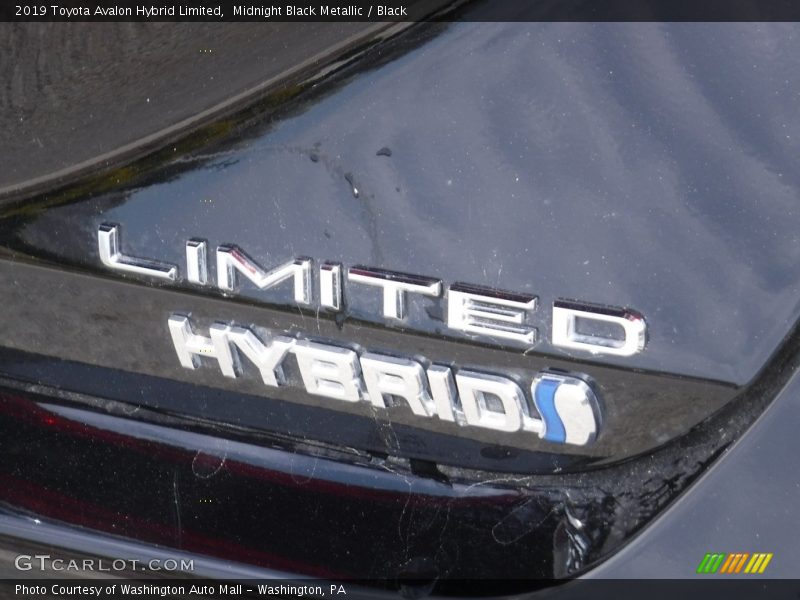 Midnight Black Metallic / Black 2019 Toyota Avalon Hybrid Limited