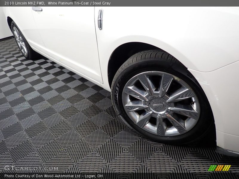 White Platinum Tri-Coat / Steel Gray 2010 Lincoln MKZ FWD