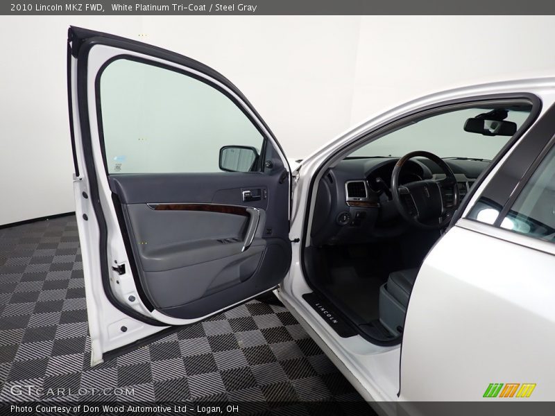 White Platinum Tri-Coat / Steel Gray 2010 Lincoln MKZ FWD