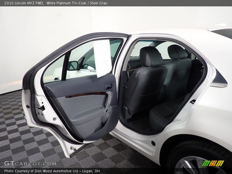 White Platinum Tri-Coat / Steel Gray 2010 Lincoln MKZ FWD