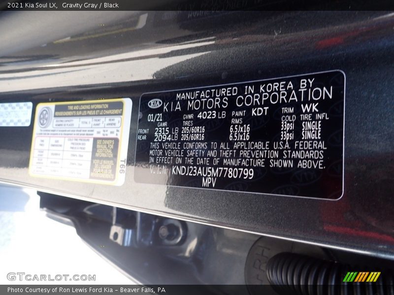 Gravity Gray / Black 2021 Kia Soul LX