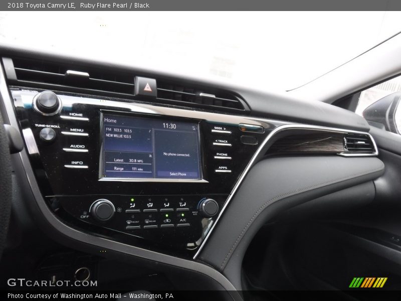 Ruby Flare Pearl / Black 2018 Toyota Camry LE