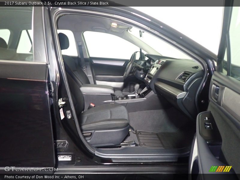 Crystal Black Silica / Slate Black 2017 Subaru Outback 2.5i