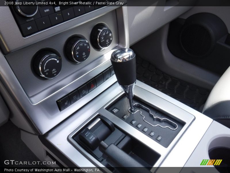 Bright Silver Metallic / Pastel Slate Gray 2008 Jeep Liberty Limited 4x4