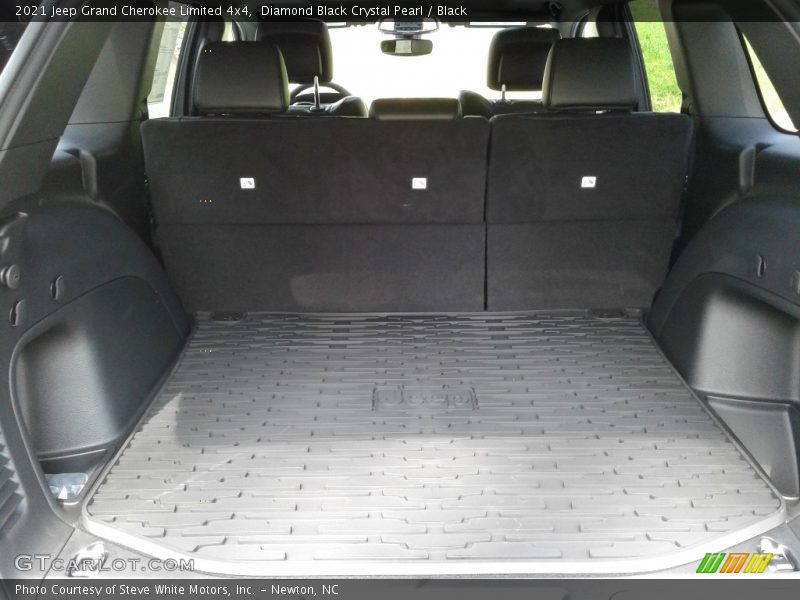 Diamond Black Crystal Pearl / Black 2021 Jeep Grand Cherokee Limited 4x4