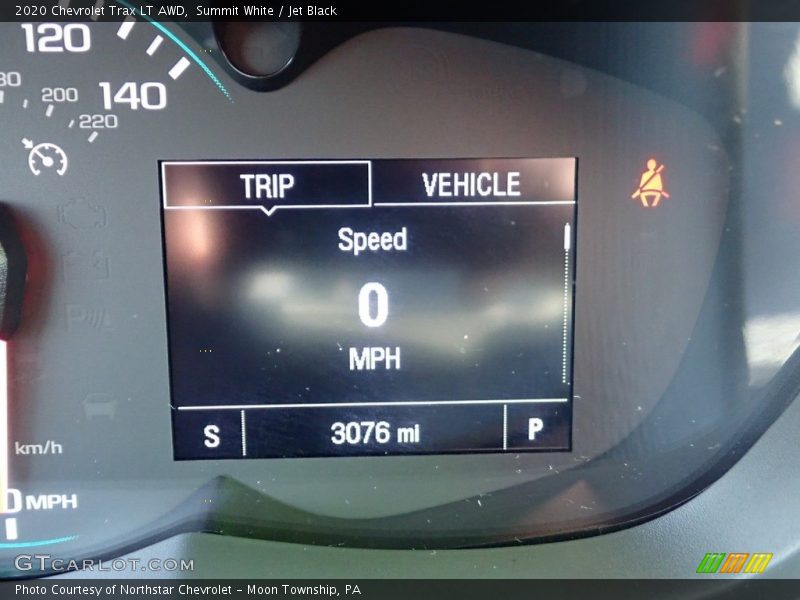 Summit White / Jet Black 2020 Chevrolet Trax LT AWD