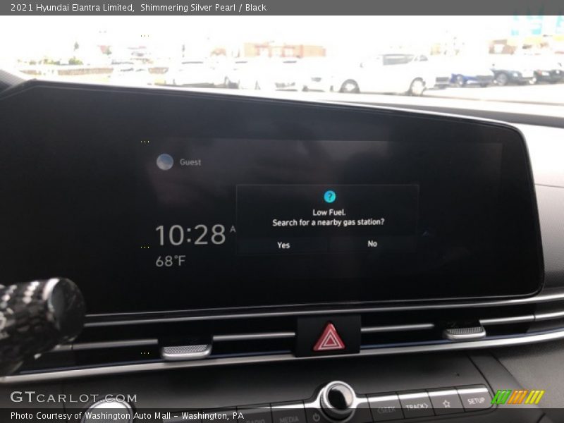 Shimmering Silver Pearl / Black 2021 Hyundai Elantra Limited