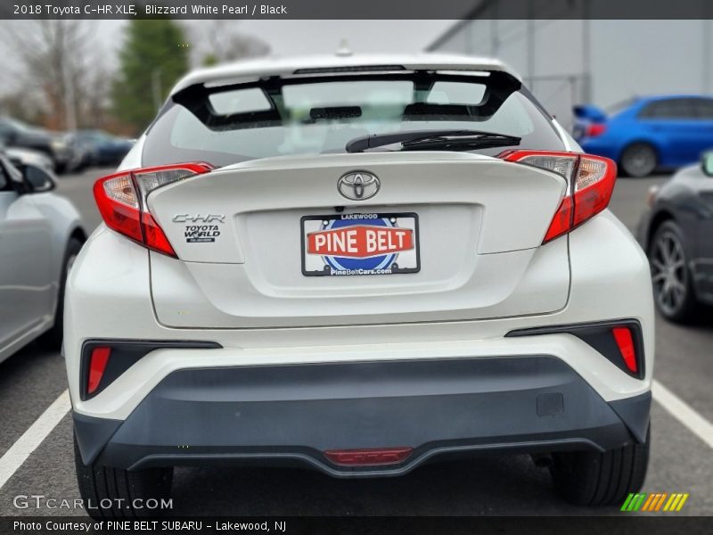 Blizzard White Pearl / Black 2018 Toyota C-HR XLE