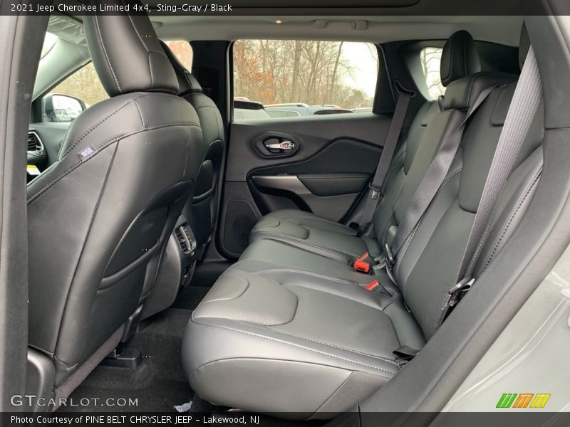 Sting-Gray / Black 2021 Jeep Cherokee Limited 4x4