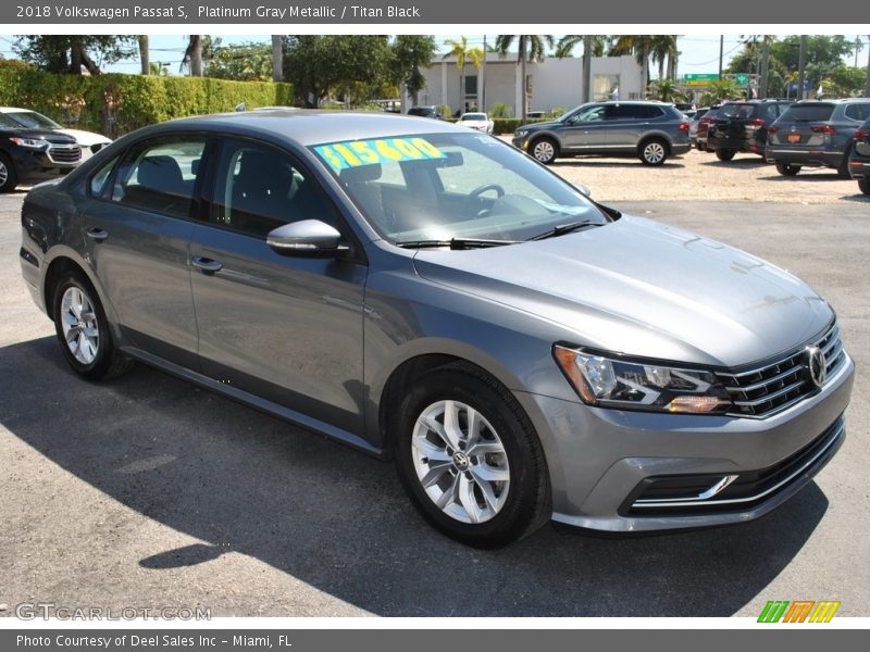 Platinum Gray Metallic / Titan Black 2018 Volkswagen Passat S