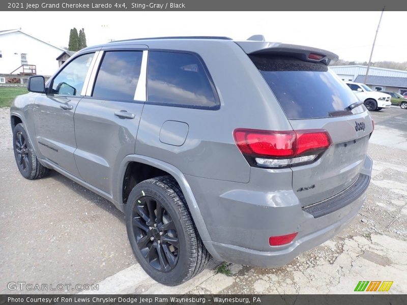 Sting-Gray / Black 2021 Jeep Grand Cherokee Laredo 4x4