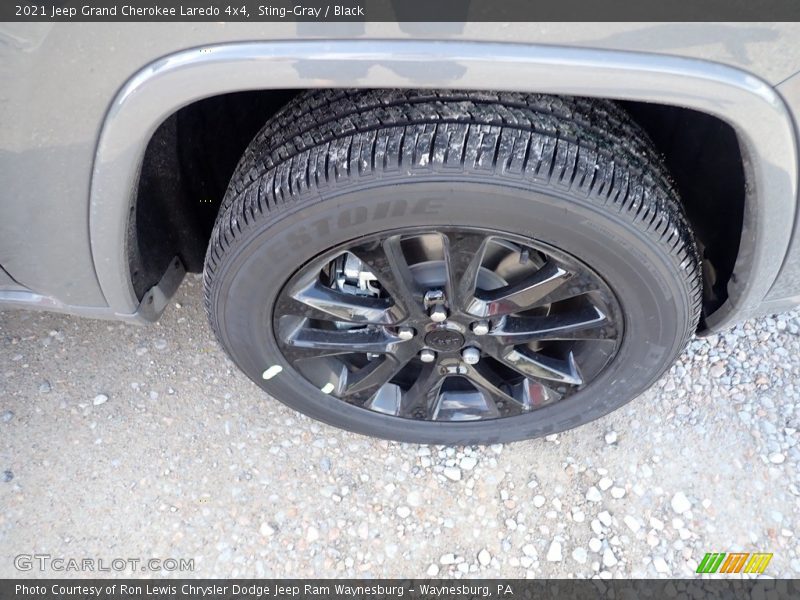 Sting-Gray / Black 2021 Jeep Grand Cherokee Laredo 4x4