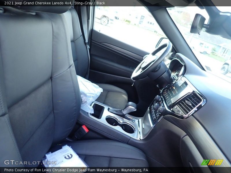 Sting-Gray / Black 2021 Jeep Grand Cherokee Laredo 4x4