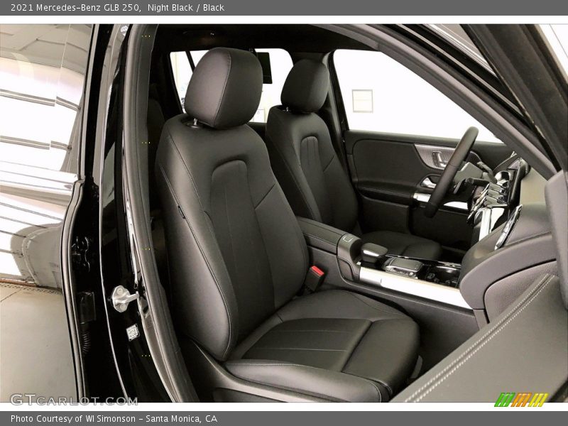 Night Black / Black 2021 Mercedes-Benz GLB 250