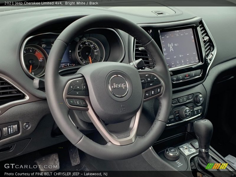 Bright White / Black 2021 Jeep Cherokee Limited 4x4
